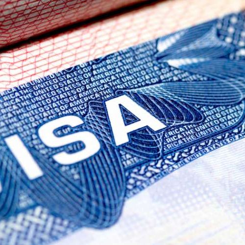 Mỹ dừng chương trình miễn phỏng vấn khi gia hạn visa