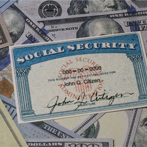 Các tài khoản tài chính nên mở khi 1 người mới đến Mỹ định cư