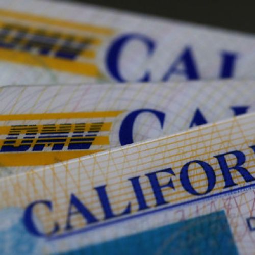 Các quy định của tiểu bang California về thi bằng lái xe