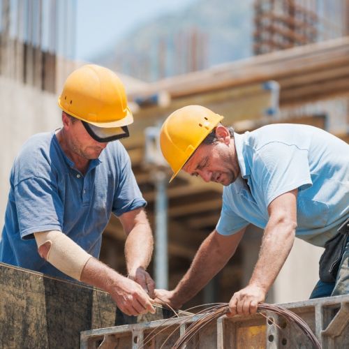 Quy định về lương, thưởng và đóng thuế thu nhập cá nhân tại Hoa Kỳ