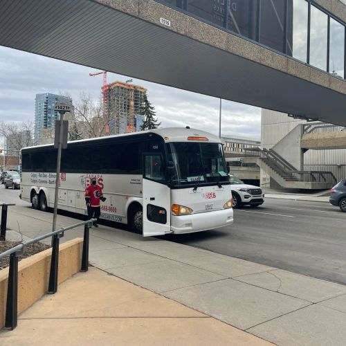 Các phương tiện công cộng giá rẻ tại Canada