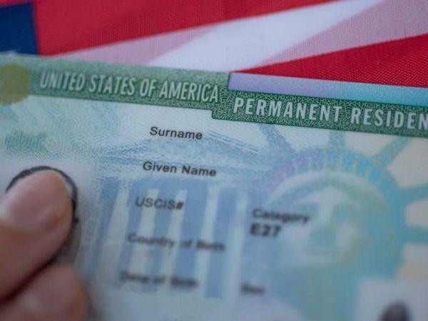Các điều kiện để được cấp thẻ xanh của Mỹ
