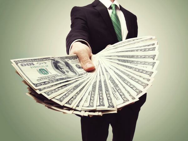 Các loại lương trả người lao động tại Hoa Kỳ