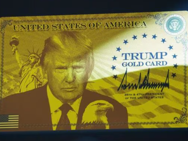 Các điều kiện sở hữu thẻ định cư Trump Gold Card