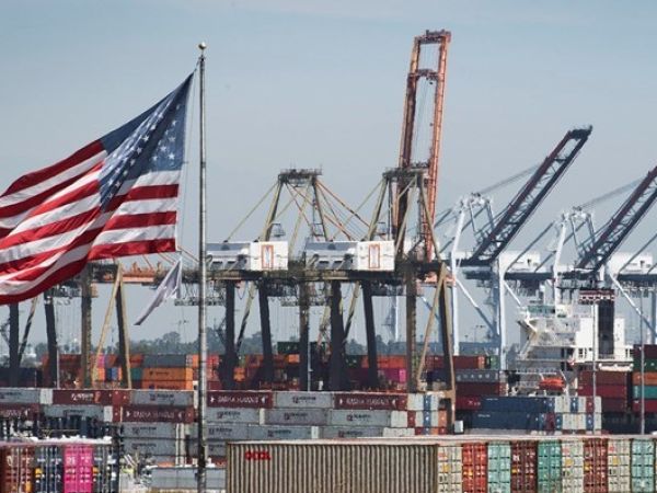 Hoa Kỳ tạm ngưng thuế đối ứng từ 24.02.2026