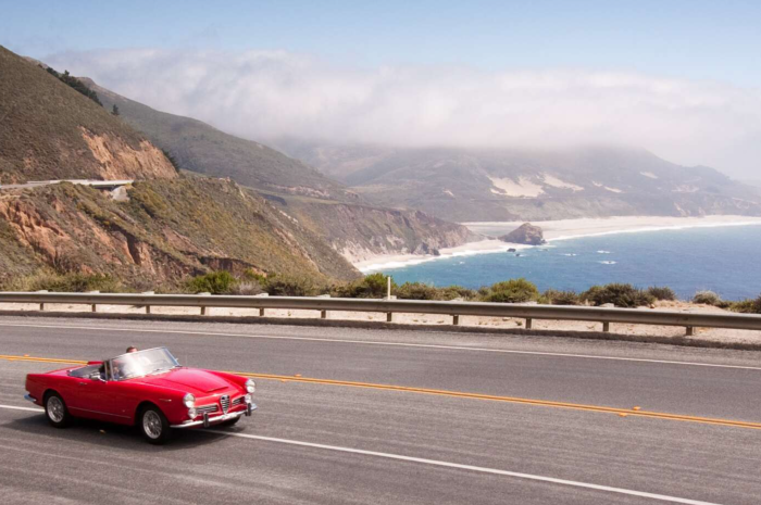 So sánh lái xe Việt Nam - Hoa Kỳ