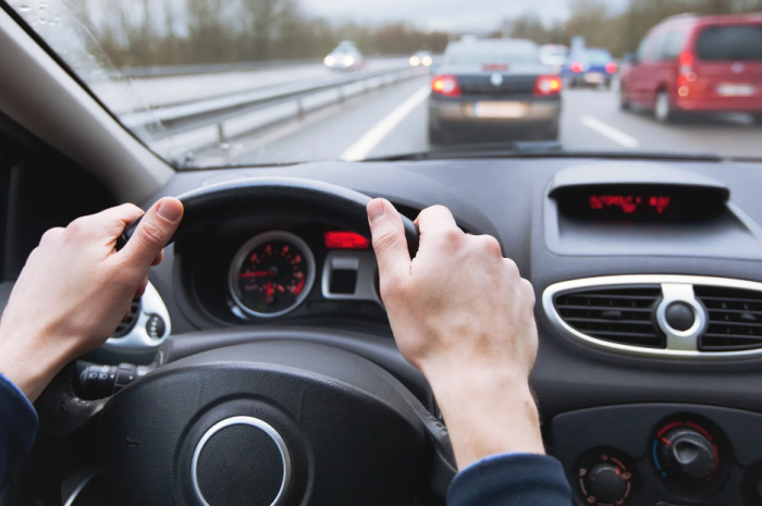  Nội dung bài thi lái xe tại California, Hoa Kỳ