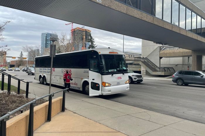 Các phương tiện công cộng giá rẻ tại Canada