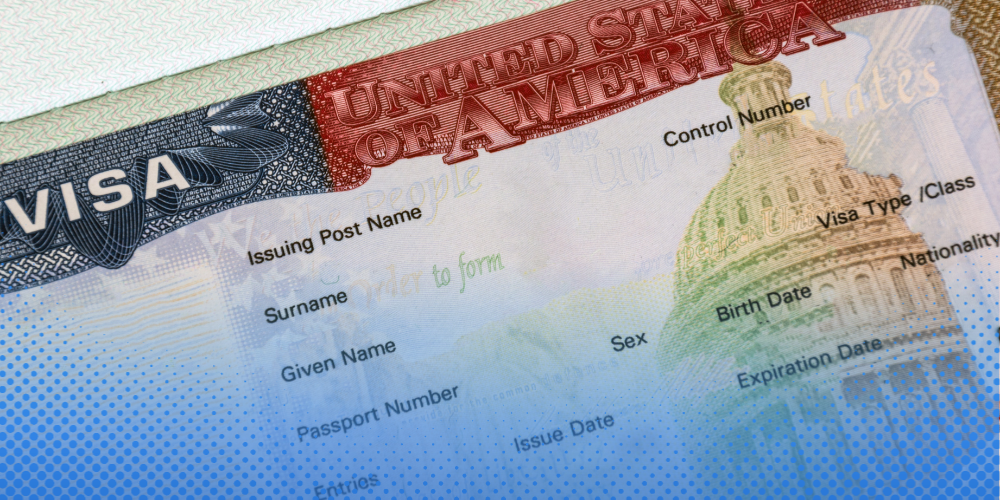 Hoa Kỳ đã thu hồi hơn 30.000 visa